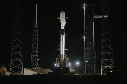 SpaceX Launches 28 Starlink Satellites in Predawn Falcon 9 Flight